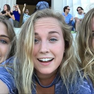 Meet your Posher, Ali